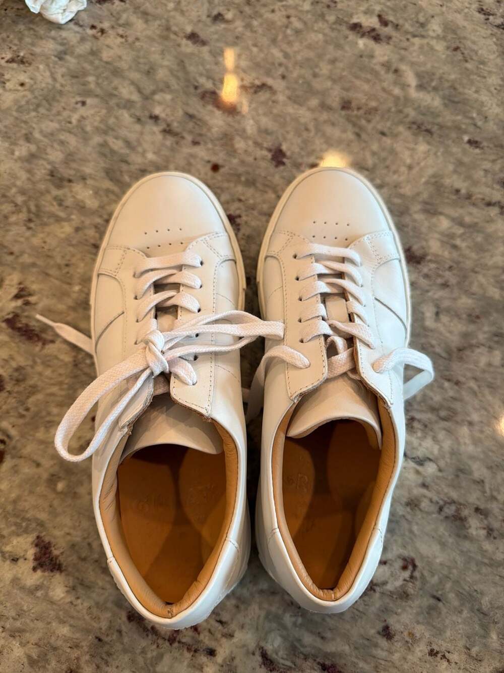 GREATS Women's Royale 2.0 Leather Sneakers in Blanco